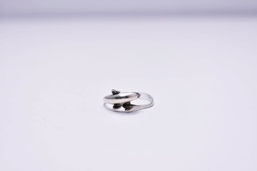 cleaning silver jewelry with vinegar