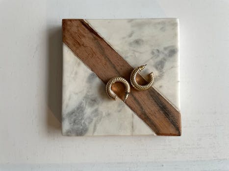 trendy geometric earrings